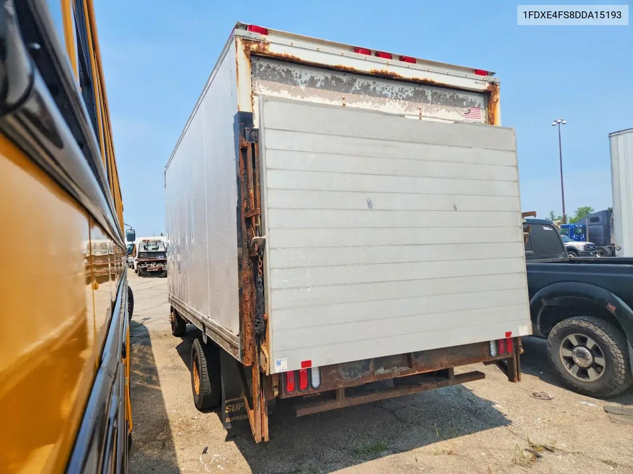 2013 Ford Econoline E450 Super Duty Cutaway Van VIN: 1FDXE4FS8DDA15193 Lot: 59020866