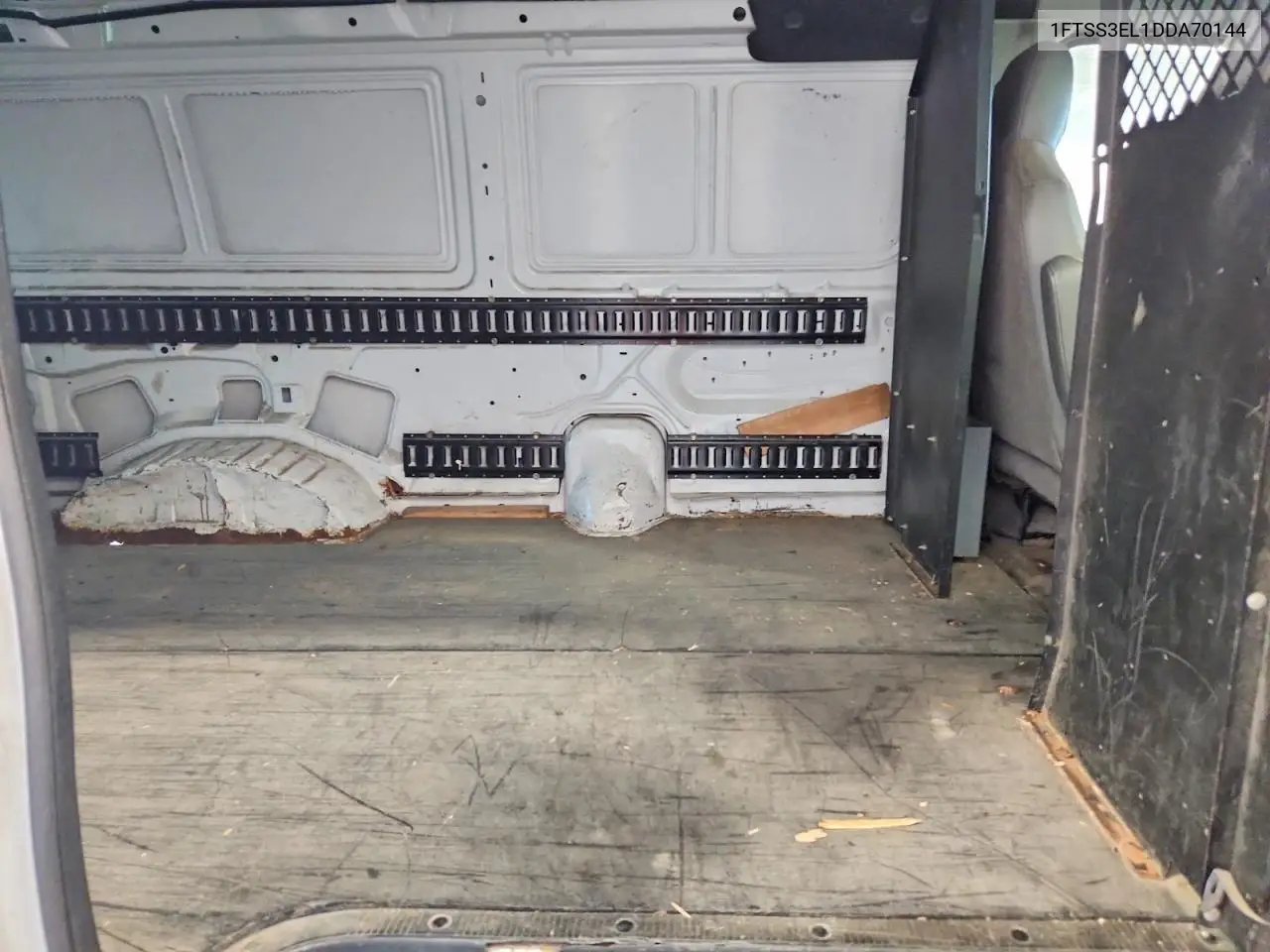 2013 Ford Econoline E350 Super Duty Van VIN: 1FTSS3EL1DDA70144 Lot: 59848776
