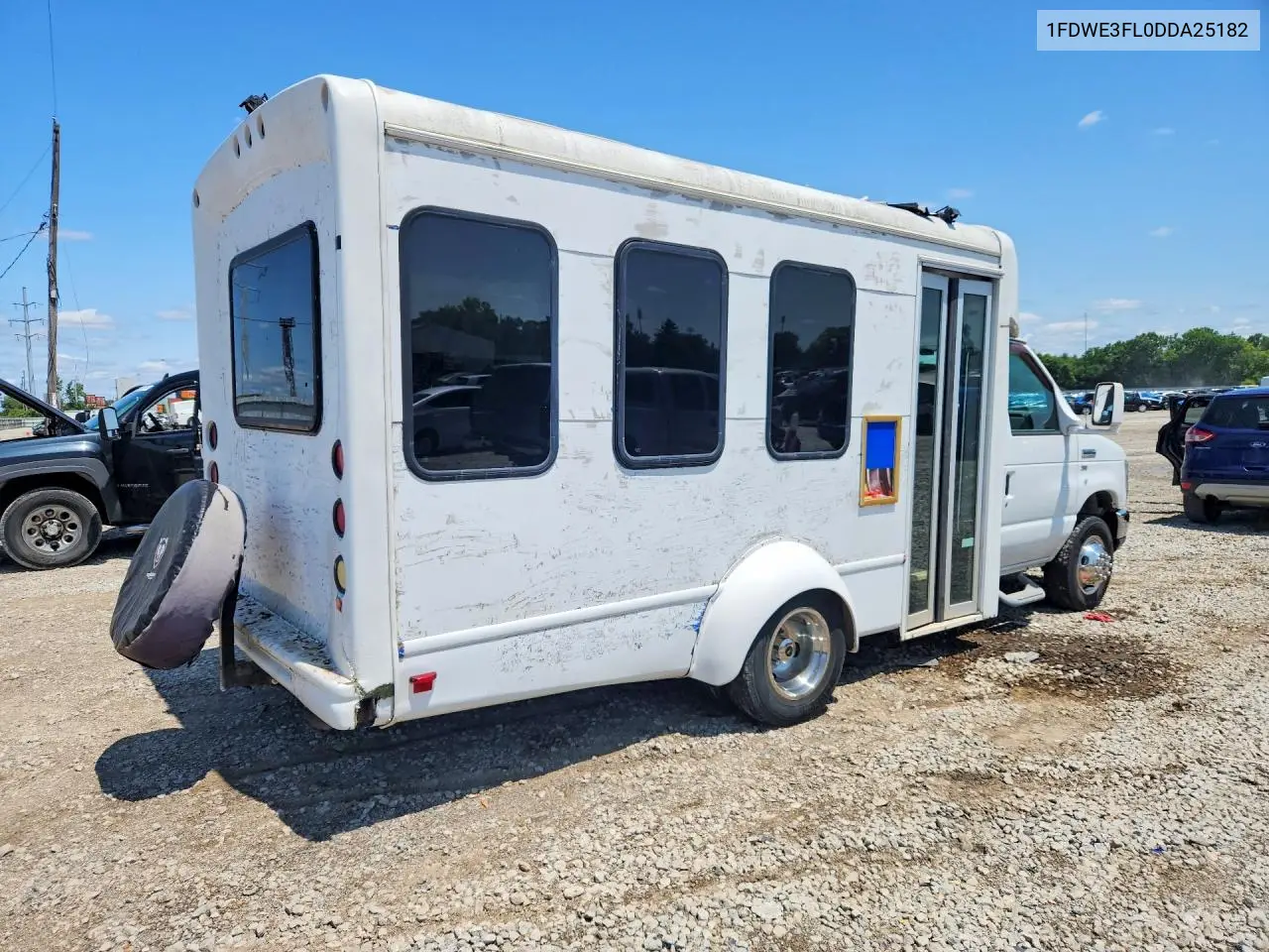 2013 Ford Econoline E350 Super Duty Cutaway Van VIN: 1FDWE3FL0DDA25182 Lot: 62435536