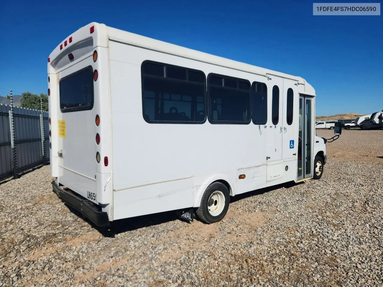 2017 Ford Econoline E450 Super Duty Cutaway Van VIN: 1FDFE4FS7HDC06590 Lot: 59729606