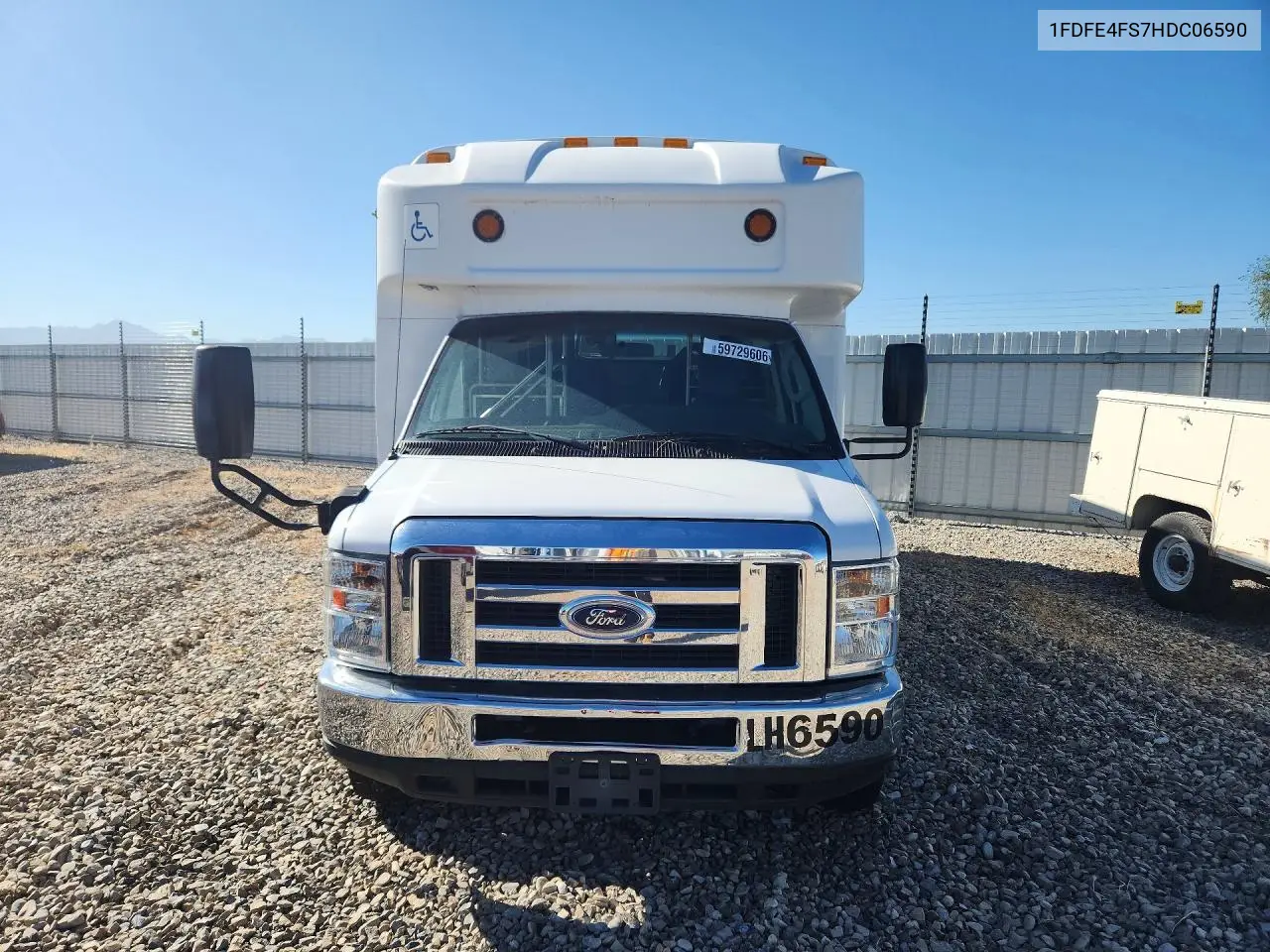 2017 Ford Econoline E450 Super Duty Cutaway Van VIN: 1FDFE4FS7HDC06590 Lot: 59729606