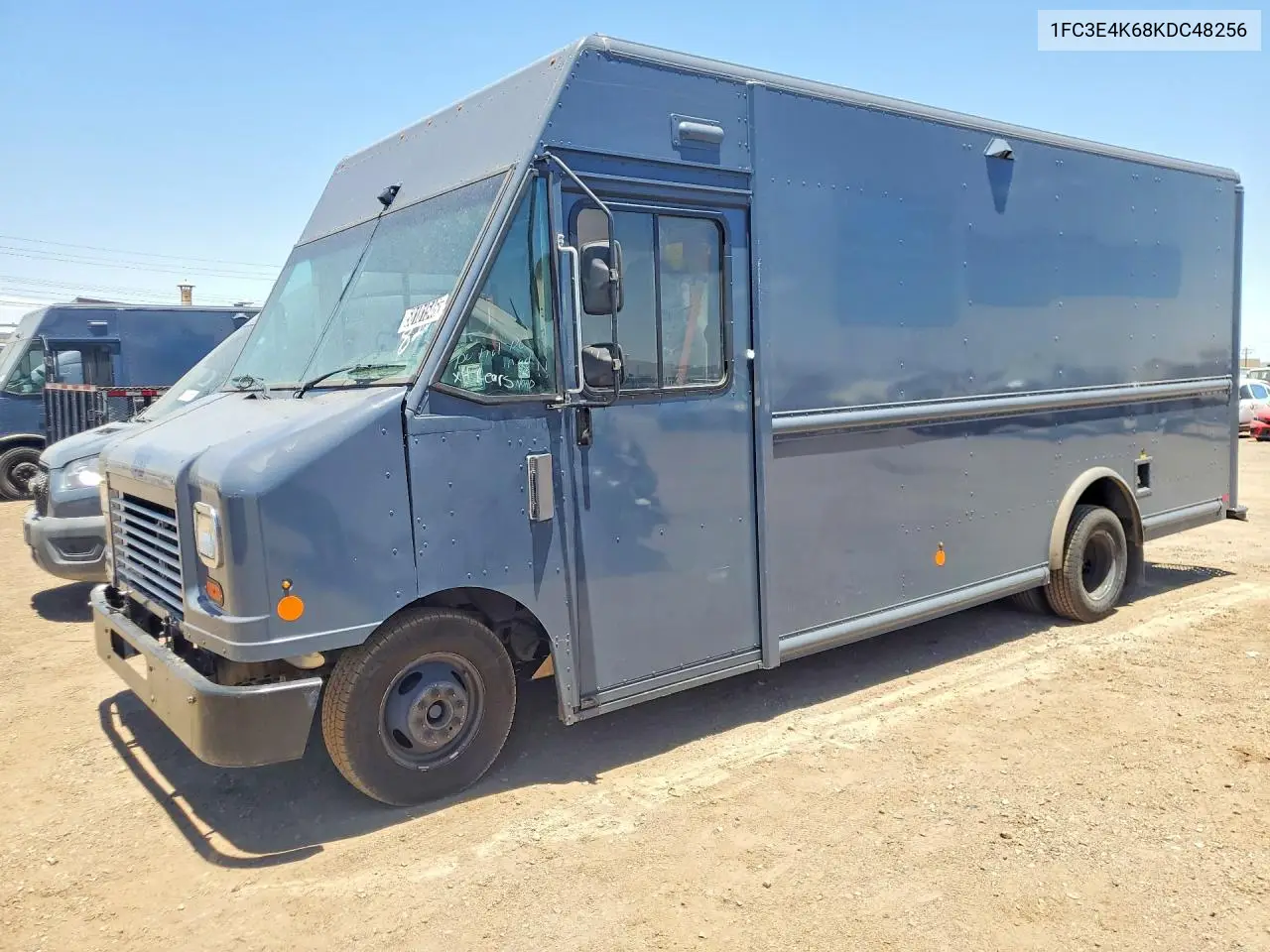 2019 Ford E-450 Step Van VIN: 1FC3E4K68KDC48256 Lot: 61772806