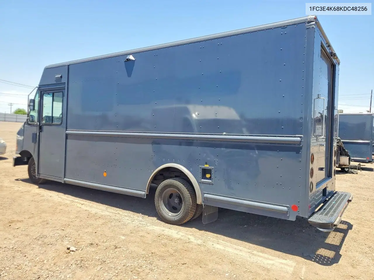 2019 Ford E-450 Step Van VIN: 1FC3E4K68KDC48256 Lot: 61772806