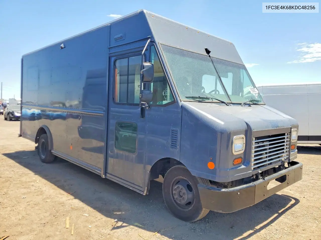 2019 Ford E-450 Step Van VIN: 1FC3E4K68KDC48256 Lot: 61772806