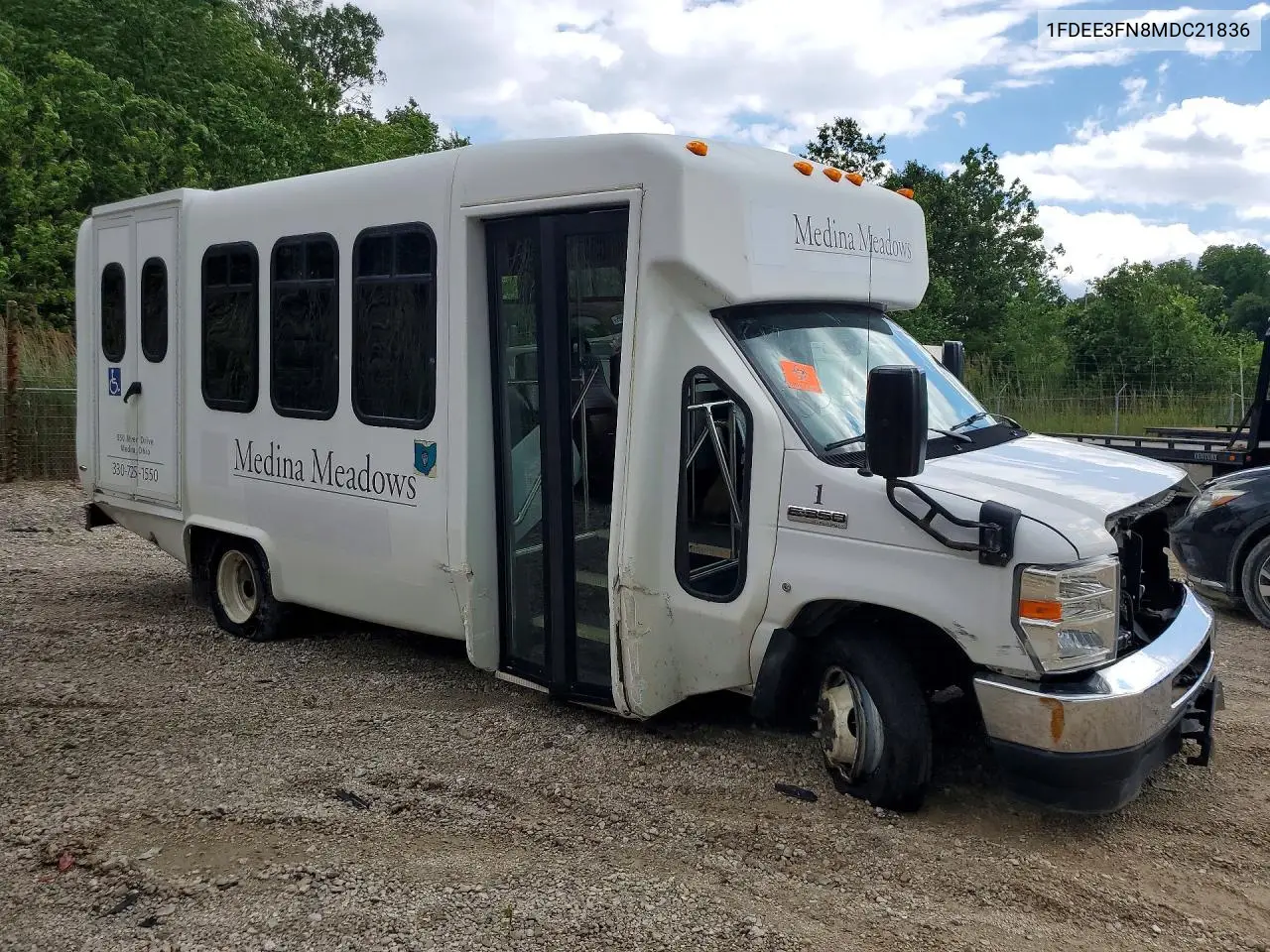 2021 Ford E350 Shuttle Bus VIN: 1FDEE3FN8MDC21836 Lot: 57604716
