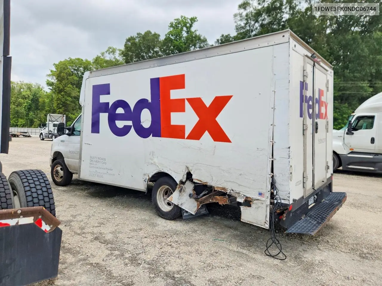 2022 Ford E350 Delivery Truck VIN: 1FDWE3FK0NDC06744 Lot: 55583116