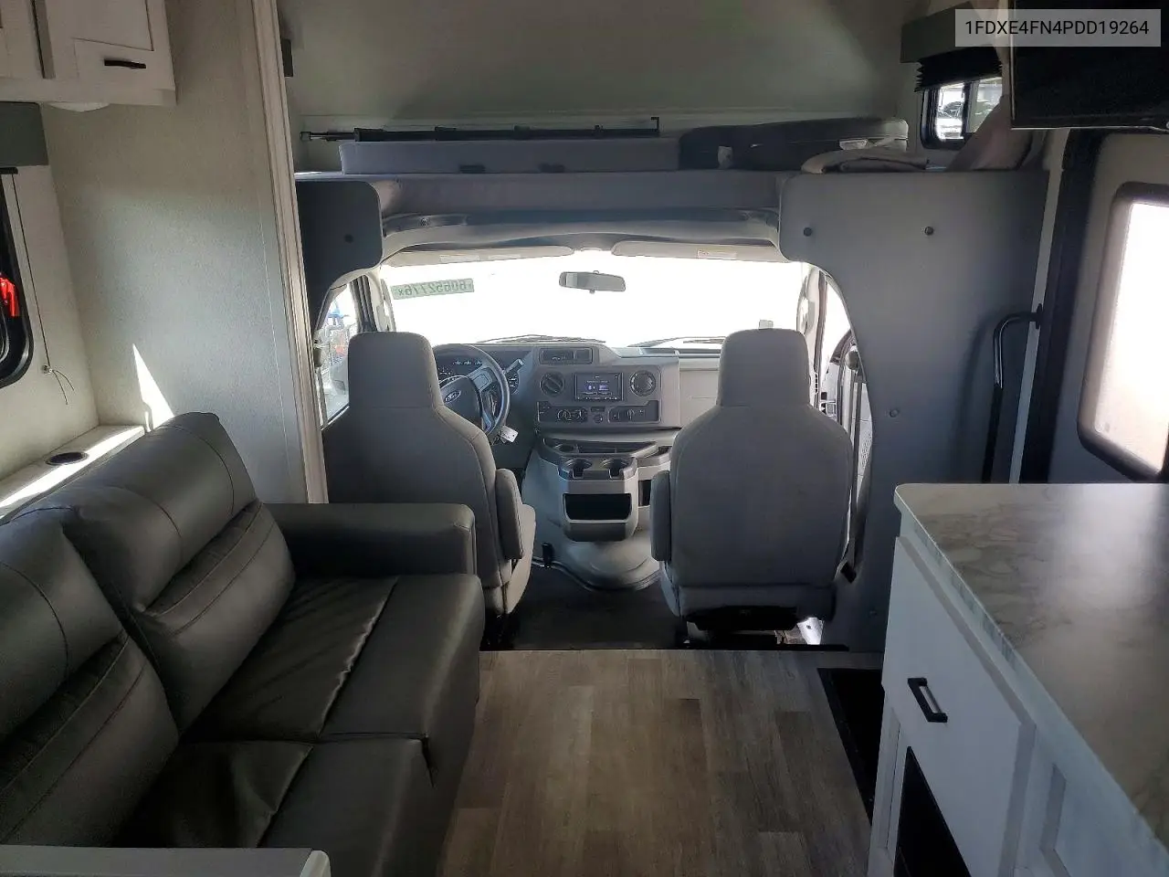 2023 Ford Econoline E450 Super Duty Cutaway Van VIN: 1FDXE4FN4PDD19264 Lot: 60652776