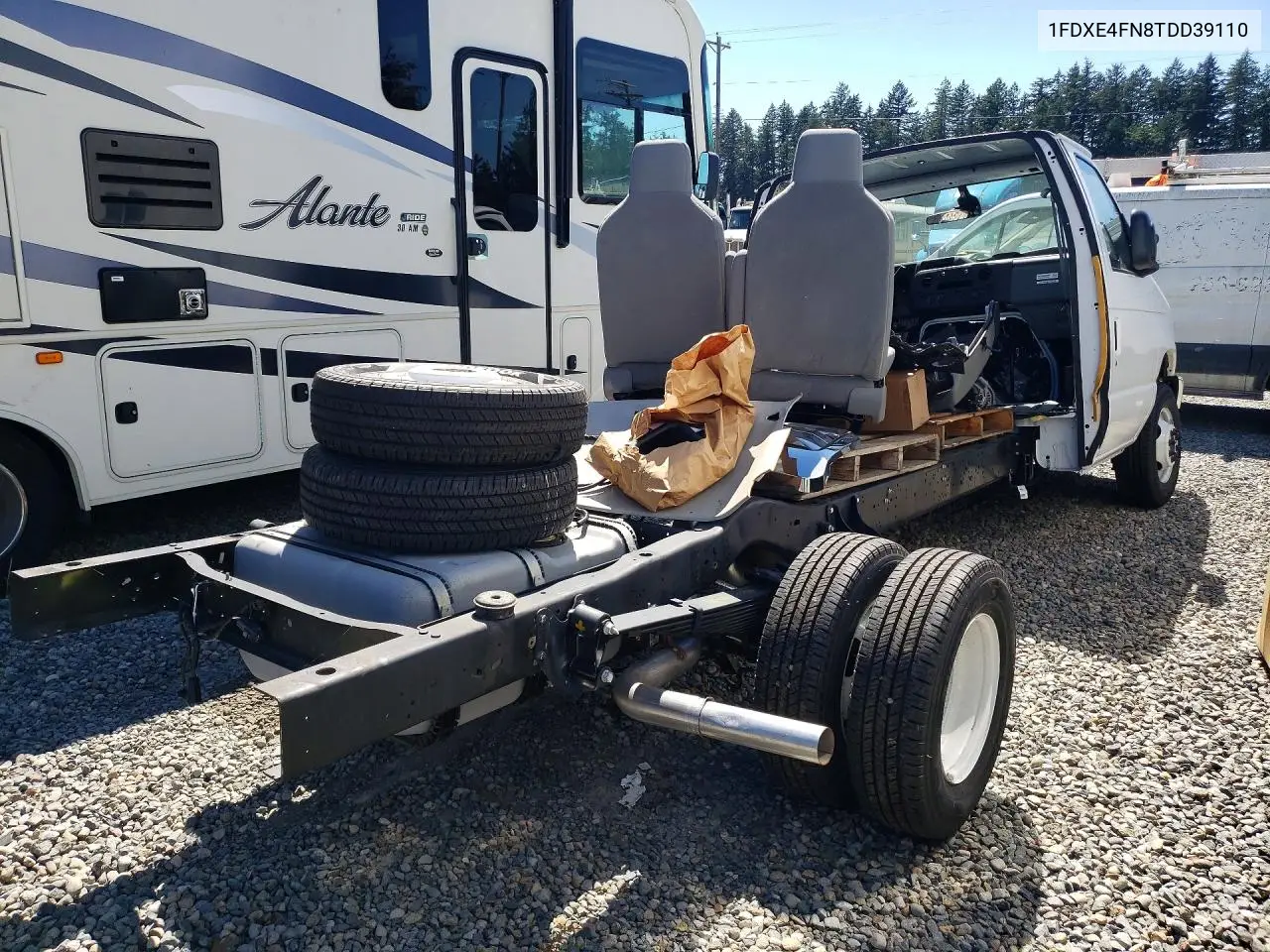 2026 Ford Econoline E450 Super Duty Cutaway Van VIN: 1FDXE4FN8TDD39110 Lot: 59731446