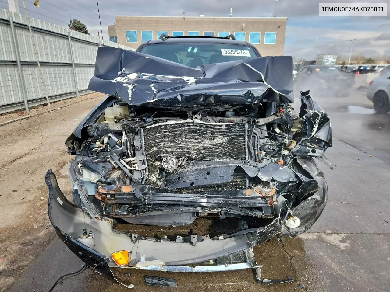 1FMCU0E74AKB75831 2010 Ford Escape Limited