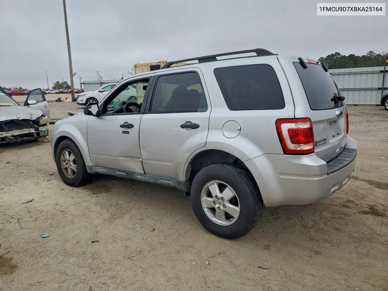 1FMCU9D7XBKA25164 2011 Ford Escape Xlt