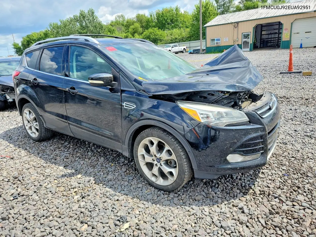 1FMCU0J92EUA92951 2014 Ford Escape Titanium