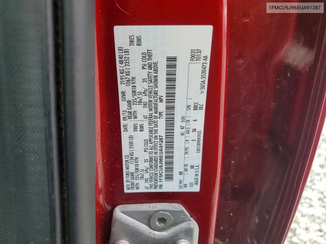 1FMCU9J96EUA91287 2014 Ford Escape Titanium