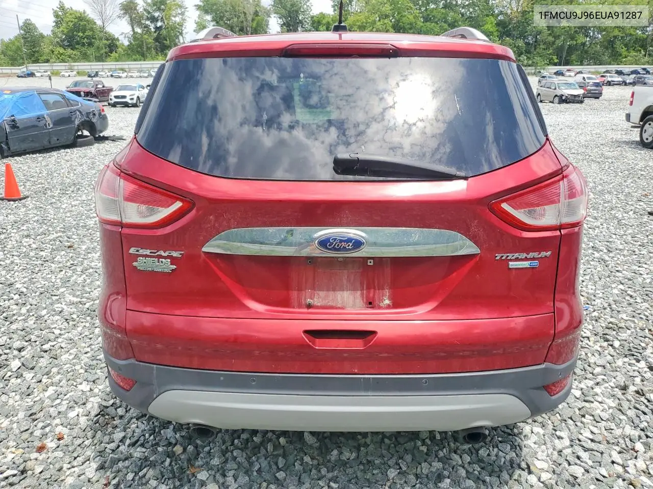 1FMCU9J96EUA91287 2014 Ford Escape Titanium