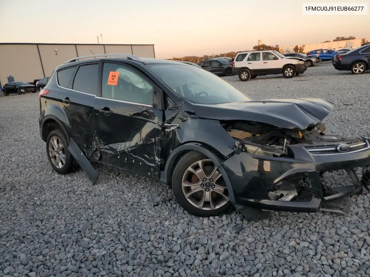 1FMCU0J91EUB66277 2014 Ford Escape Titanium