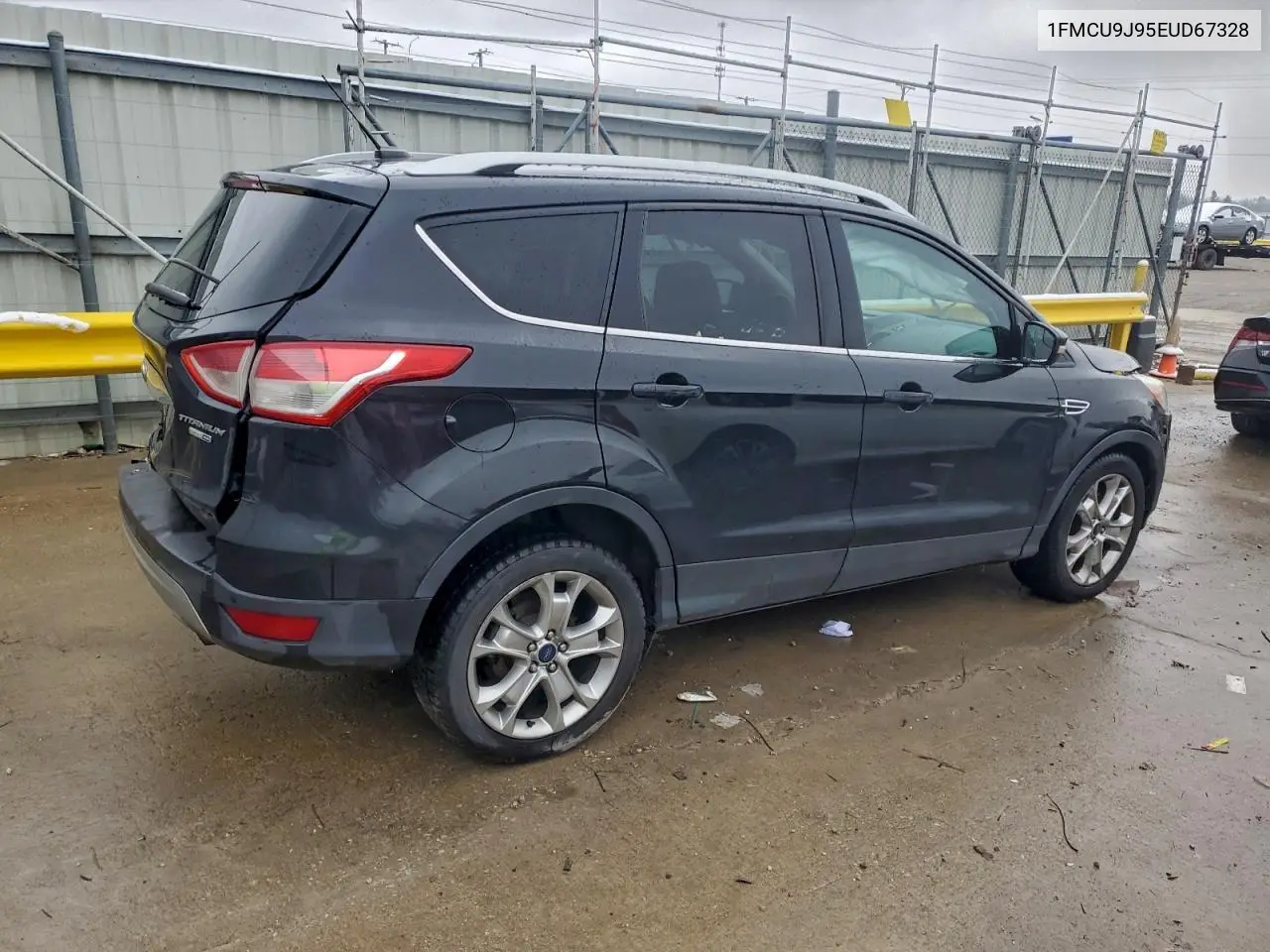 1FMCU9J95EUD67328 2014 Ford Escape Titanium