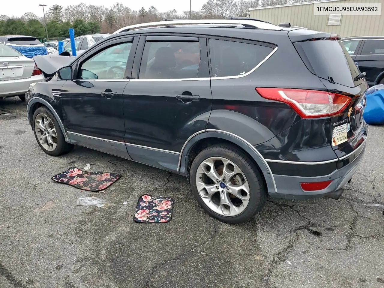 1FMCU0J95EUA93592 2014 Ford Escape Titanium