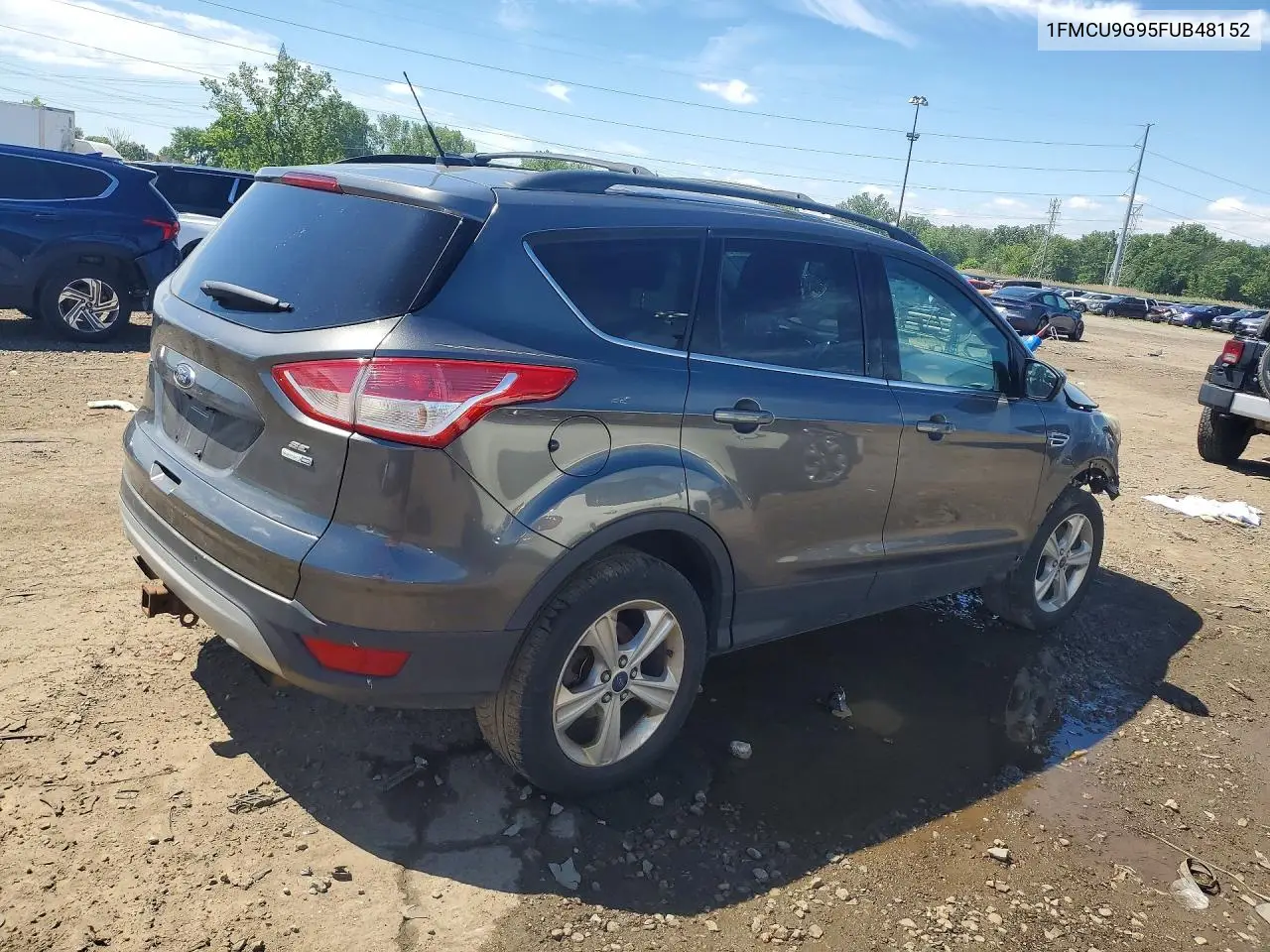 1FMCU9G95FUB48152 2015 Ford Escape Se