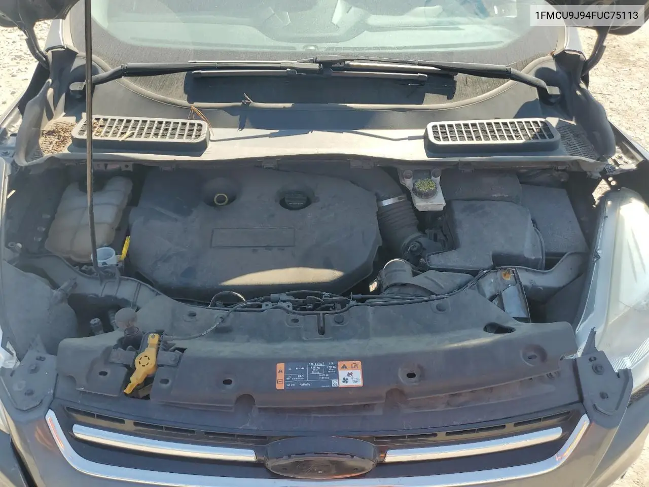 1FMCU9J94FUC75113 2015 Ford Escape Titanium