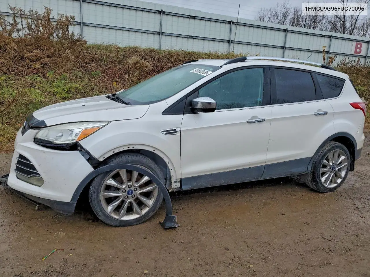 1FMCU9G96FUC70096 2015 Ford Escape Se