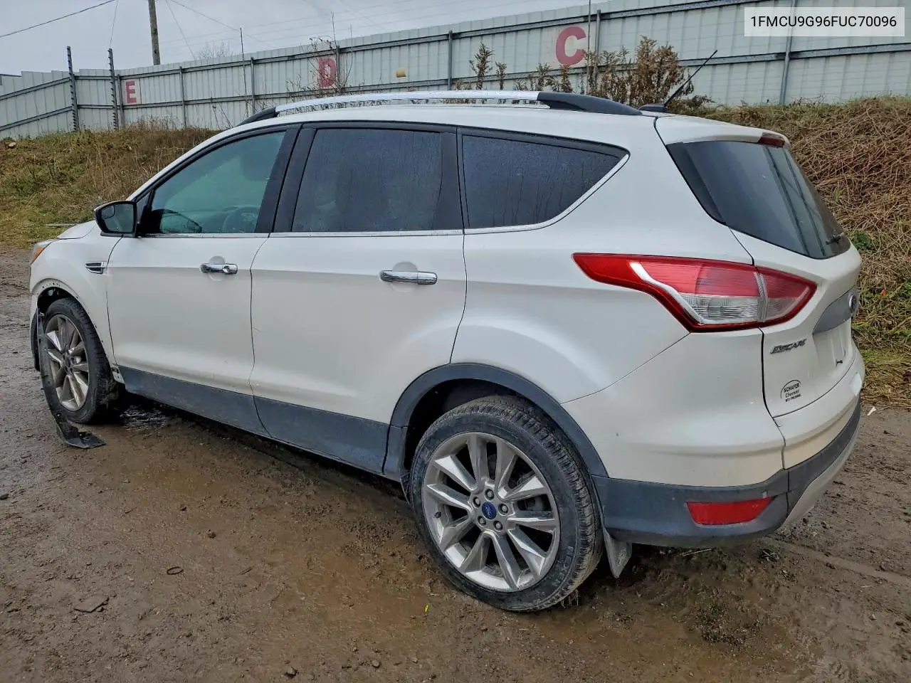 1FMCU9G96FUC70096 2015 Ford Escape Se