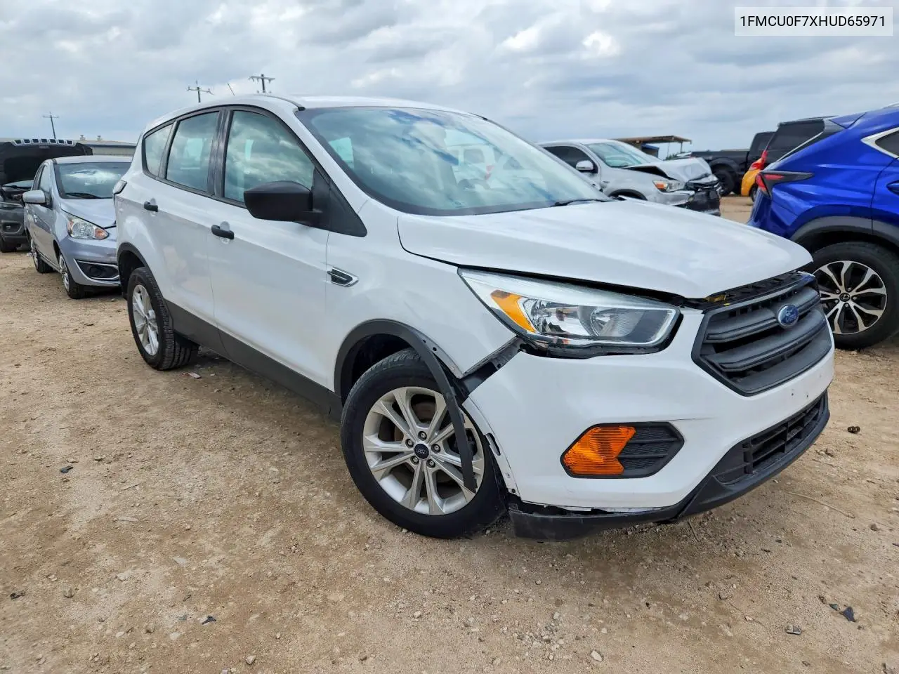 1FMCU0F7XHUD65971 2017 Ford Escape S
