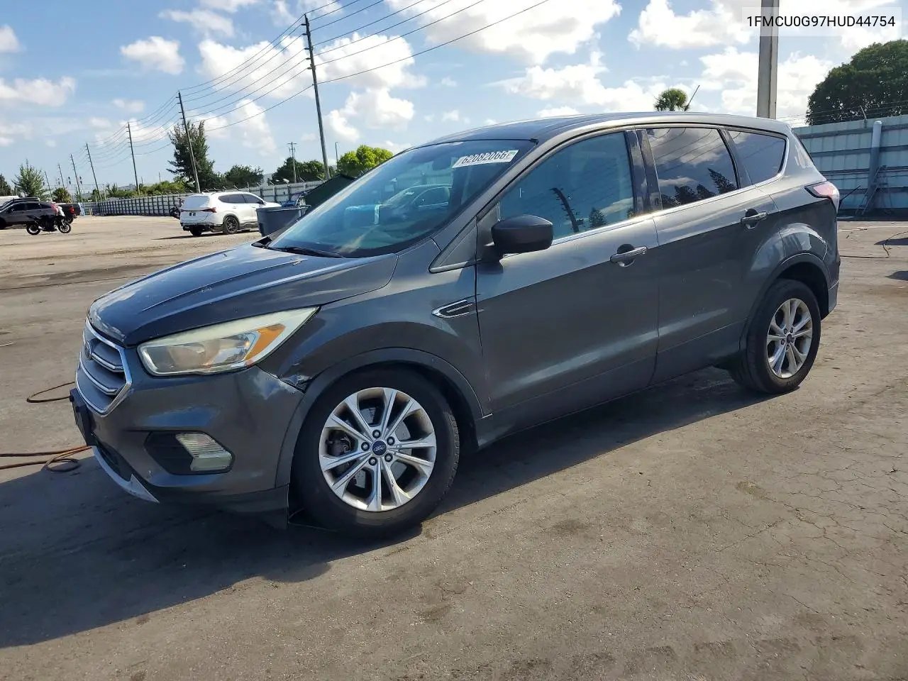 2017 Ford Escape VIN: 1FMCU0G97HUD44754 Lot: 62082066