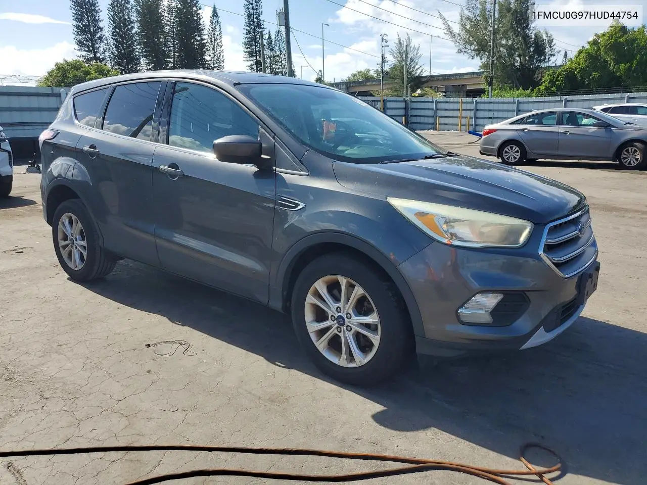 2017 Ford Escape VIN: 1FMCU0G97HUD44754 Lot: 62082066