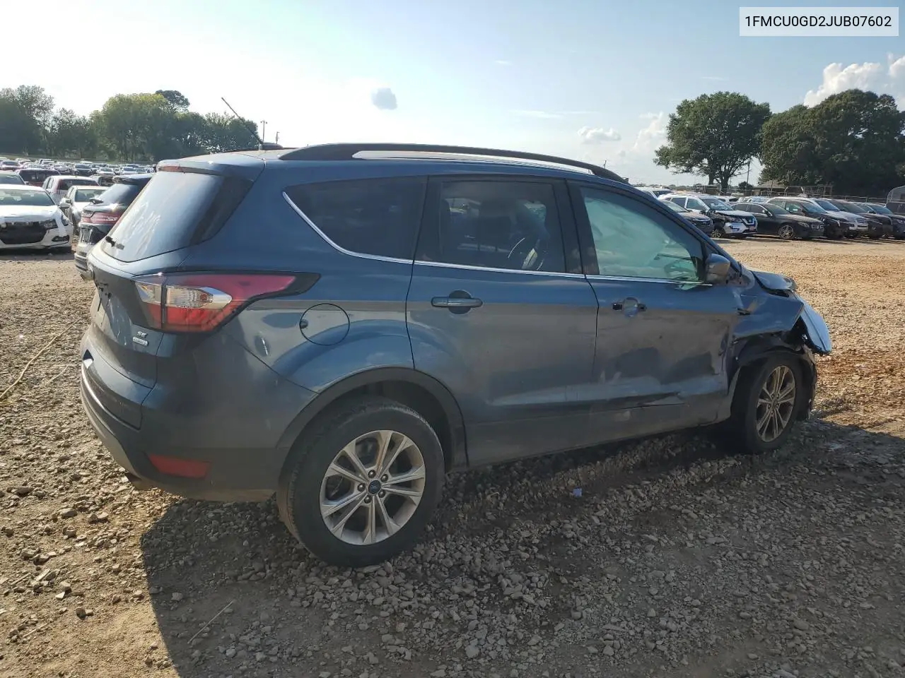 1FMCU0GD2JUB07602 2018 Ford Escape Se