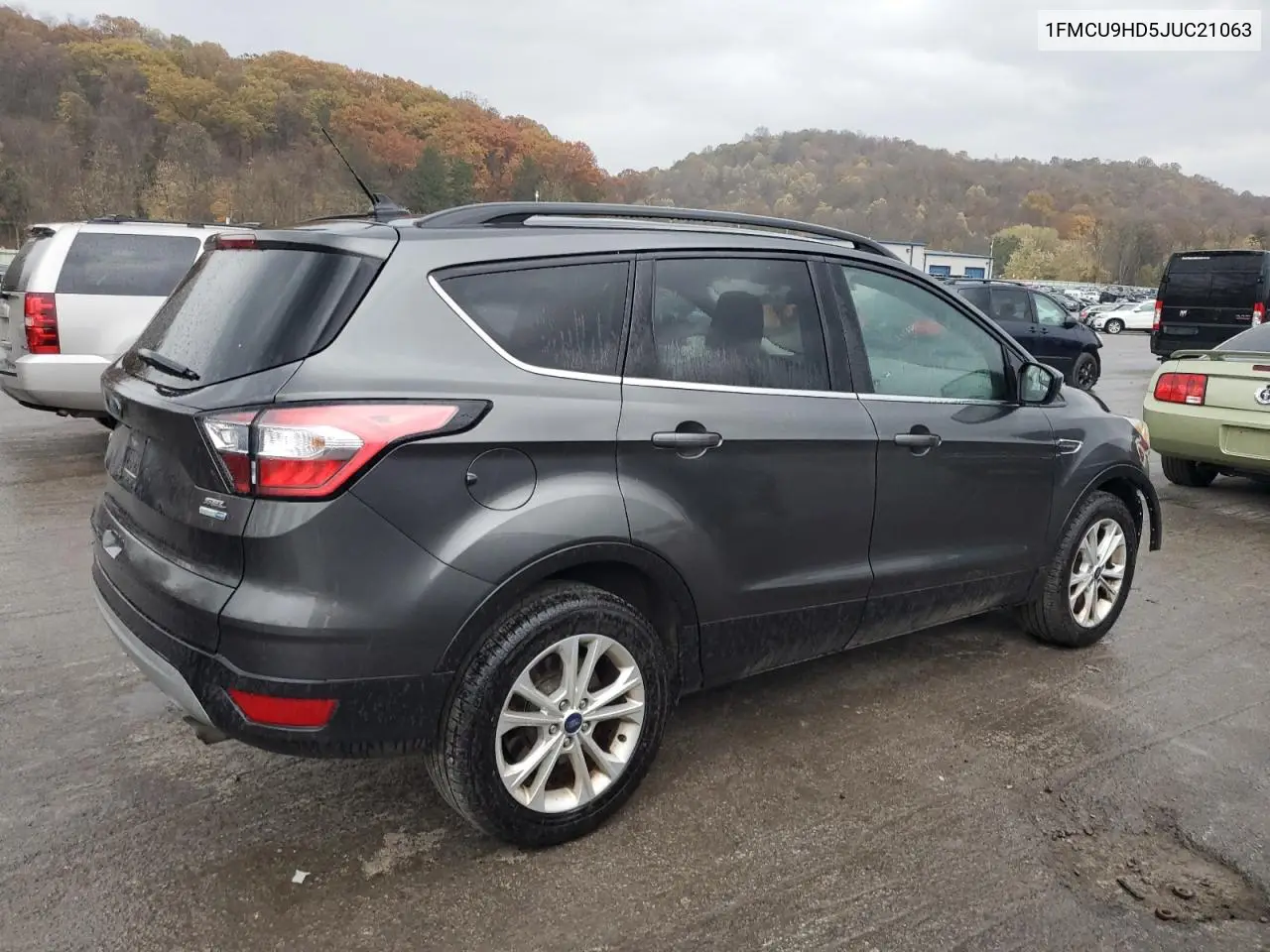 1FMCU9HD5JUC21063 2018 Ford Escape Sel