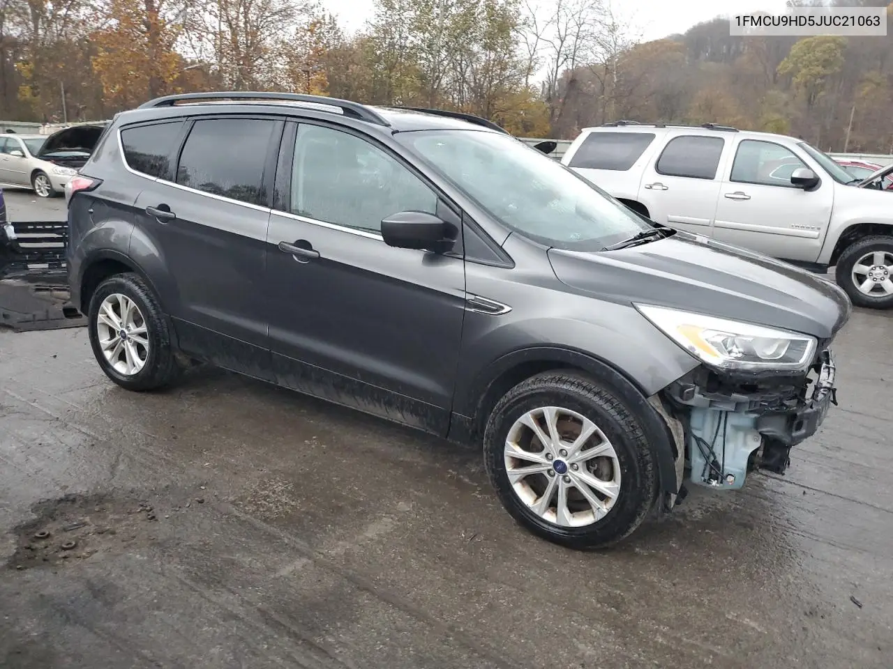 1FMCU9HD5JUC21063 2018 Ford Escape Sel
