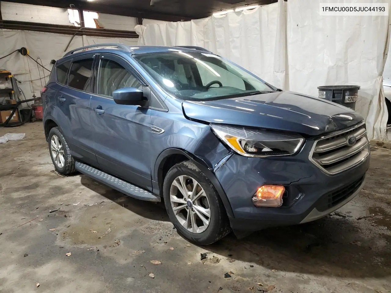 1FMCU0GD5JUC44193 2018 Ford Escape Se