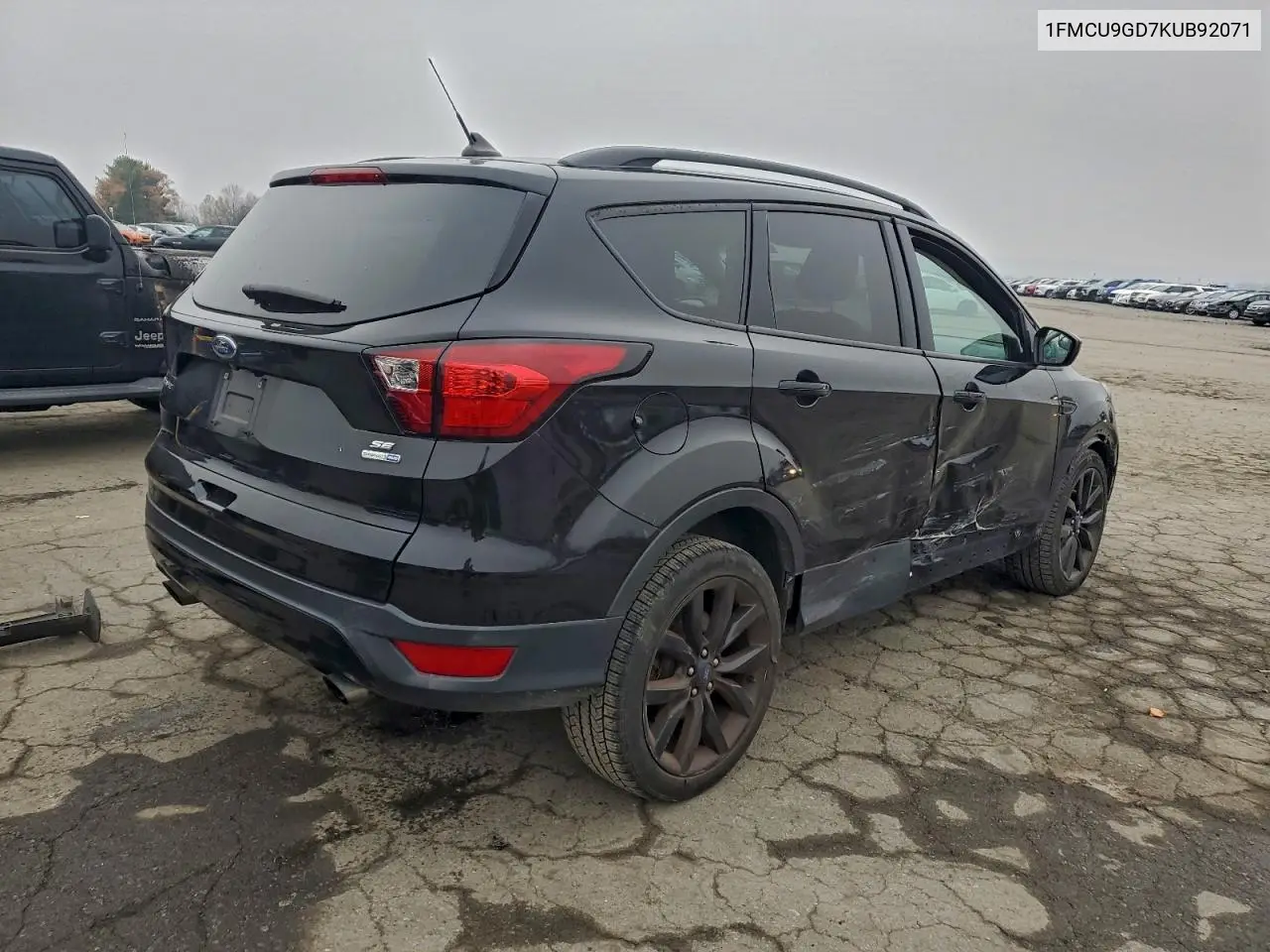 1FMCU9GD7KUB92071 2019 Ford Escape Se