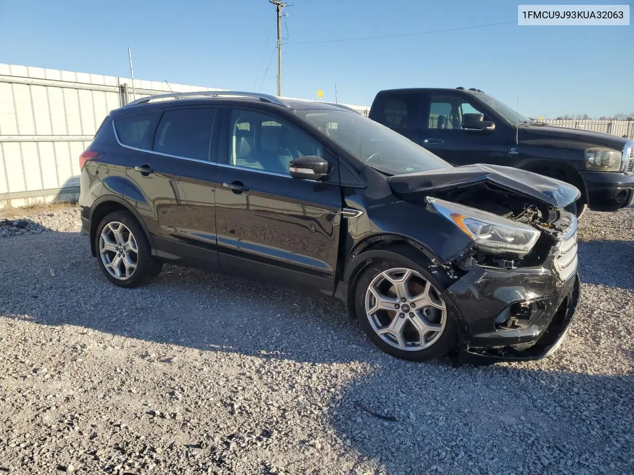 1FMCU9J93KUA32063 2019 Ford Escape Titanium