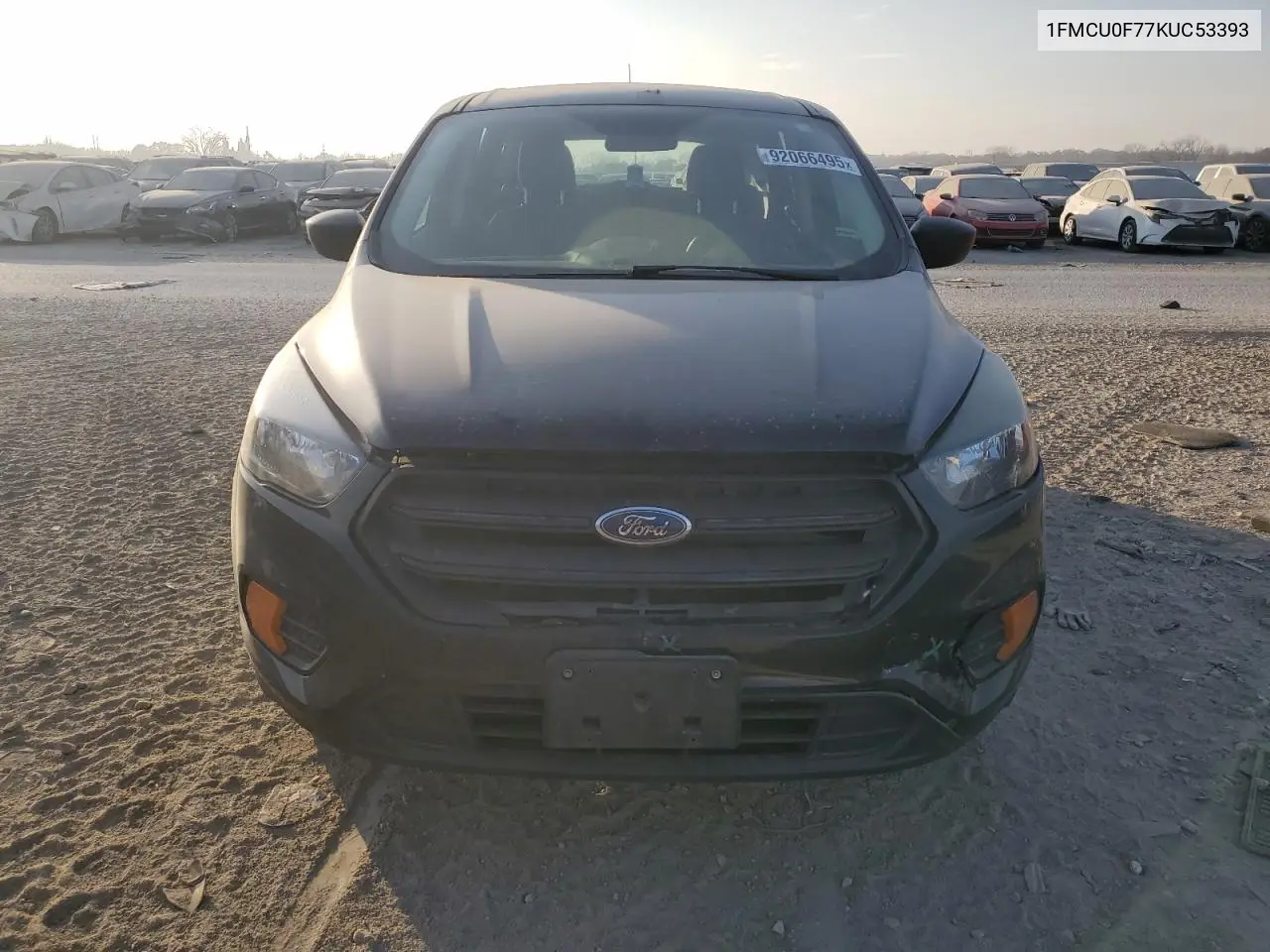 1FMCU0F77KUC53393 2019 Ford Escape S