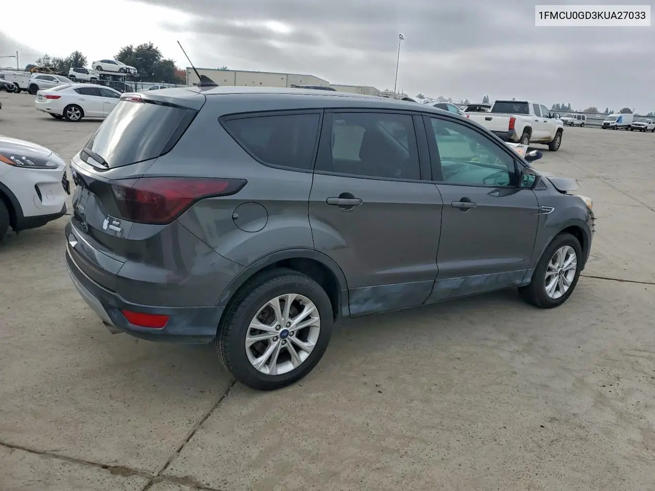 1FMCU0GD3KUA27033 2019 Ford Escape Se