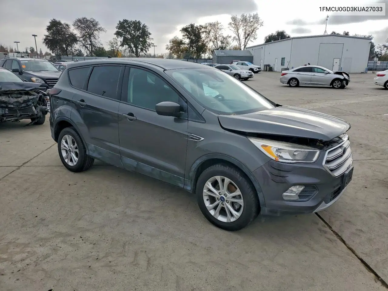 1FMCU0GD3KUA27033 2019 Ford Escape Se