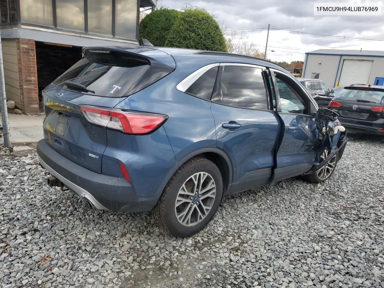 1FMCU9H94LUB76969 2020 Ford Escape Sel