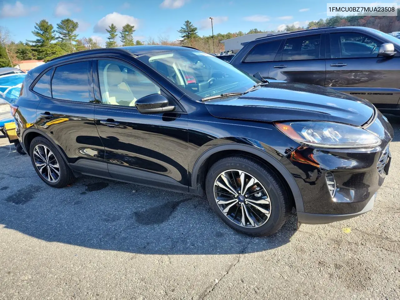 1FMCU0BZ7MUA23508 2021 Ford Escape Se