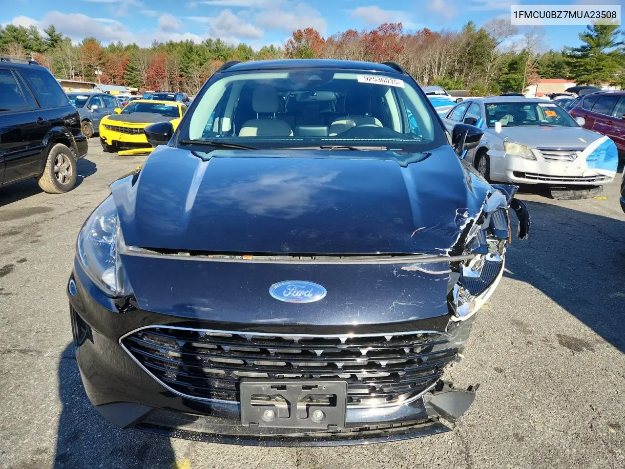 1FMCU0BZ7MUA23508 2021 Ford Escape Se