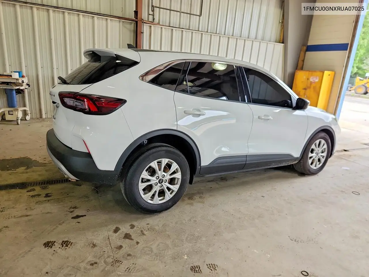 1FMCU0GNXRUA07025 2024 Ford Escape Active