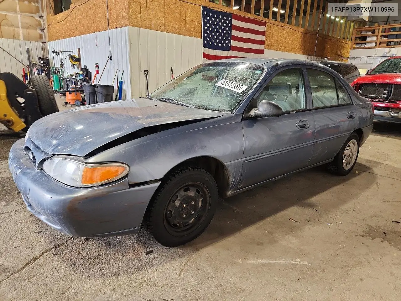 1999 Ford Escort Se