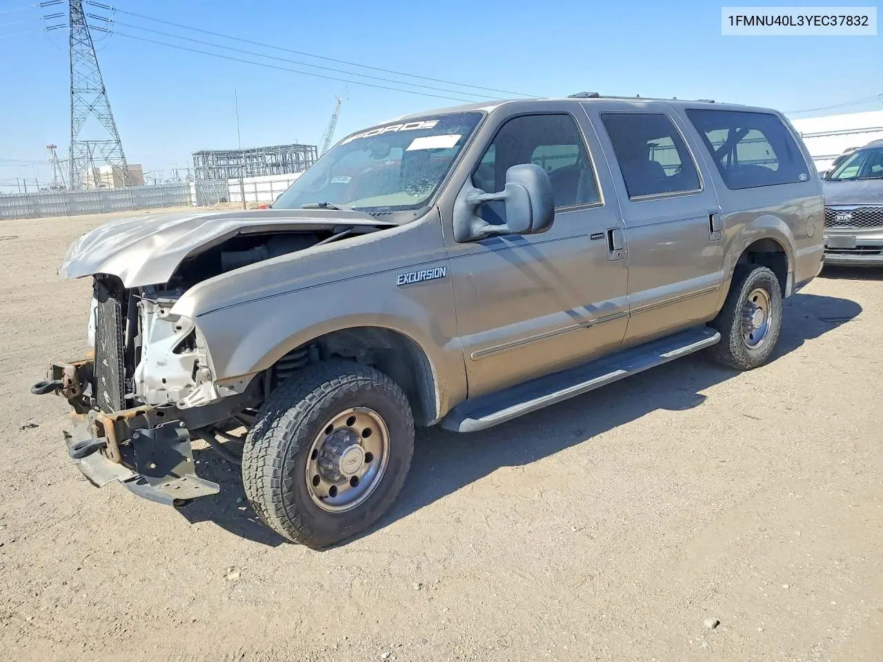 2000 Ford Excursion Xlt VIN: 1FMNU40L3YEC37832 Lot: 52192046