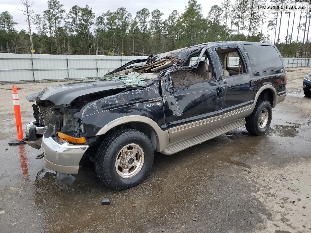 2001 Ford Excursion Limited VIN: 1FMSU43F61EA00265 Lot: 89114745