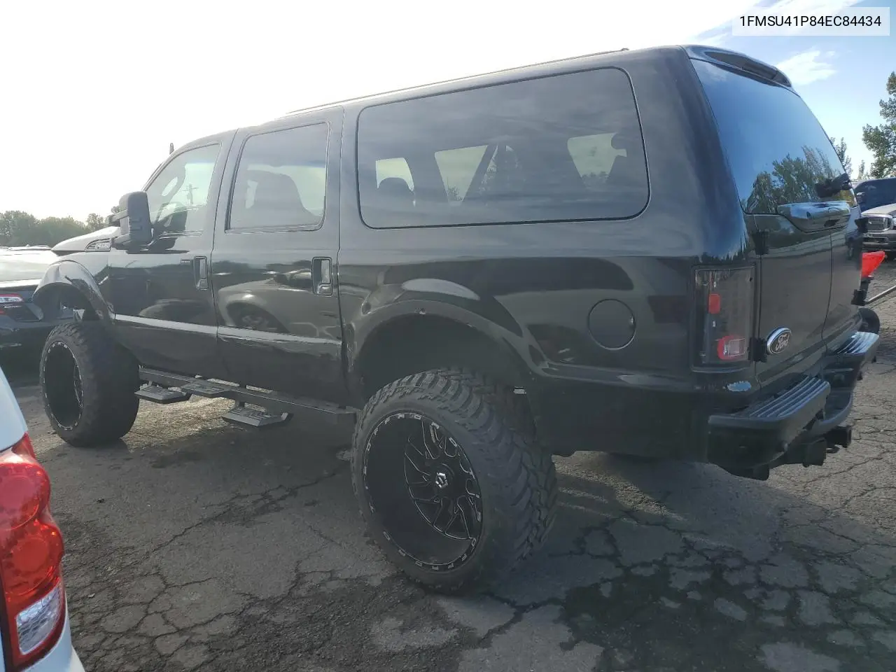 2004 Ford Excursion Xlt VIN: 1FMSU41P84EC84434 Lot: 84804595