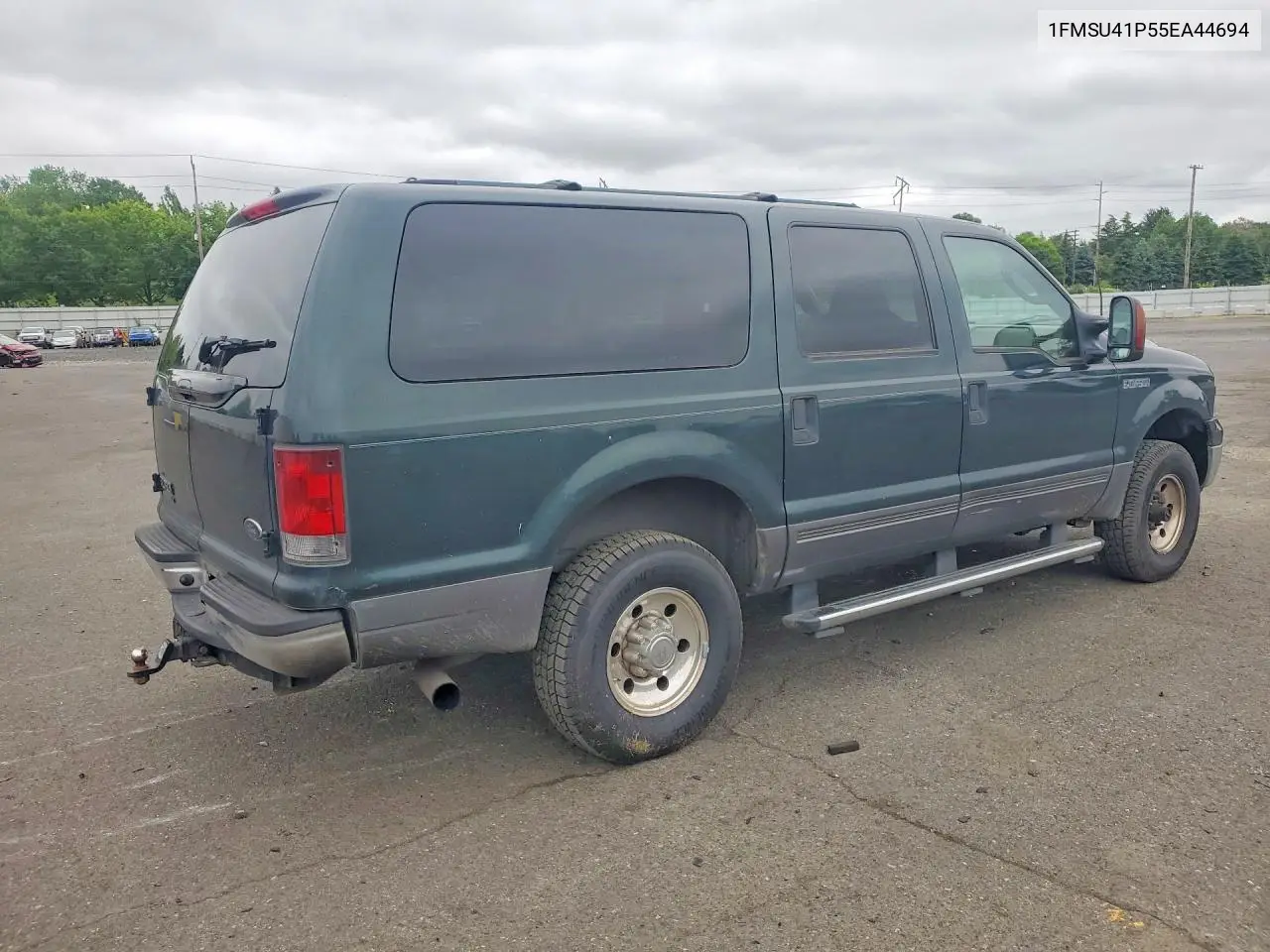2005 Ford Excursion Xlt VIN: 1FMSU41P55EA44694 Lot: 53600446