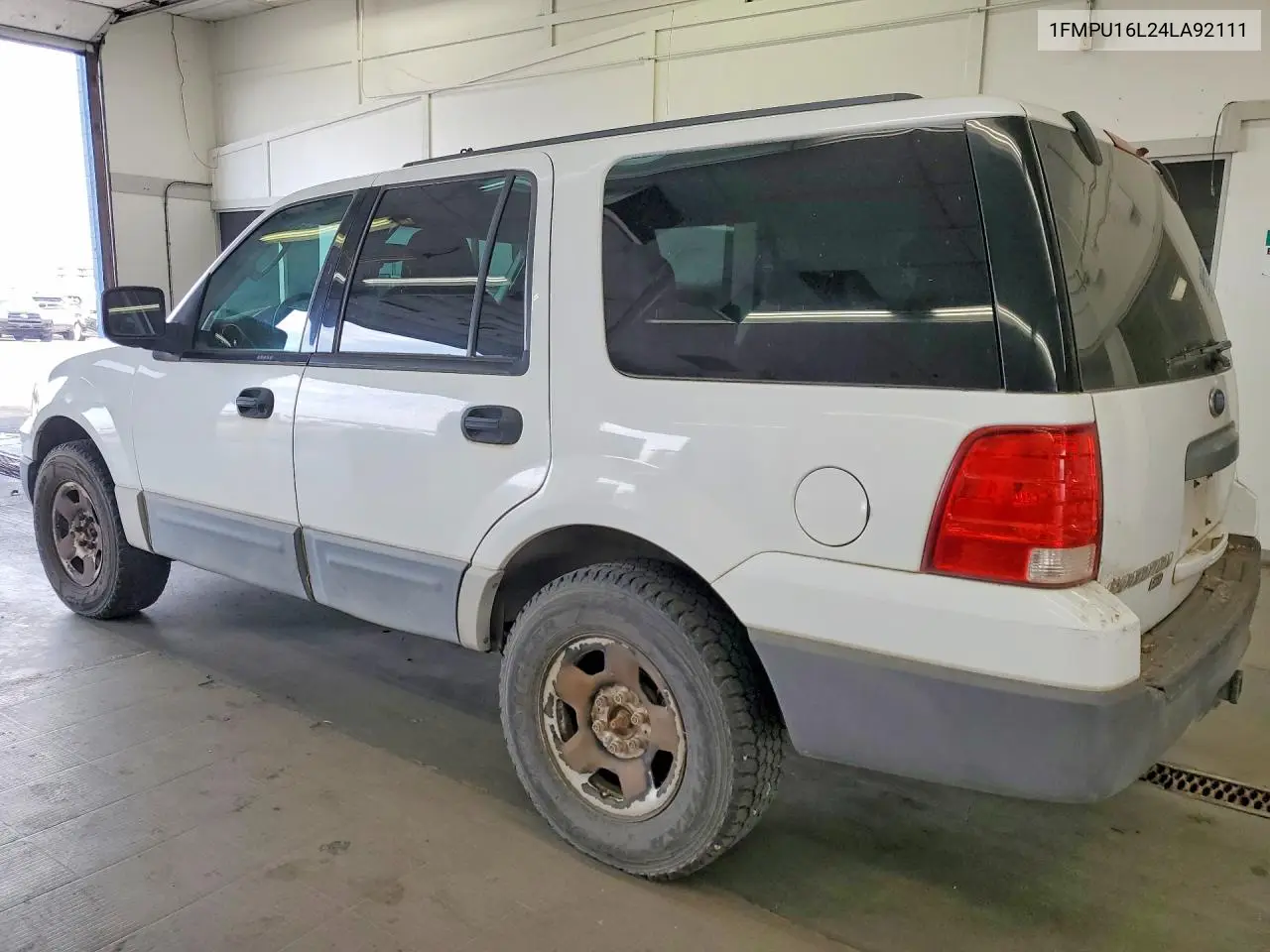 2004 Ford Expedition Xlt VIN: 1FMPU16L24LA92111 Lot: 58157896