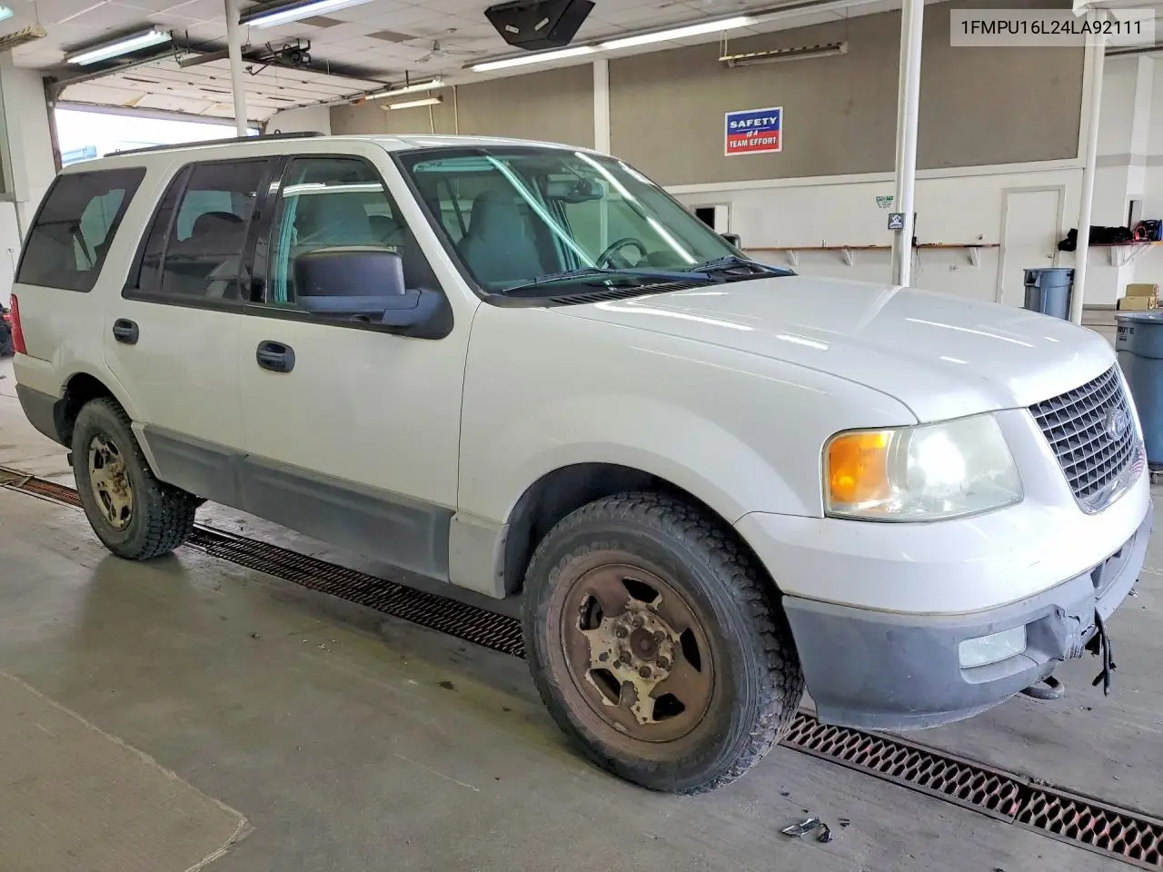 2004 Ford Expedition Xlt VIN: 1FMPU16L24LA92111 Lot: 58157896