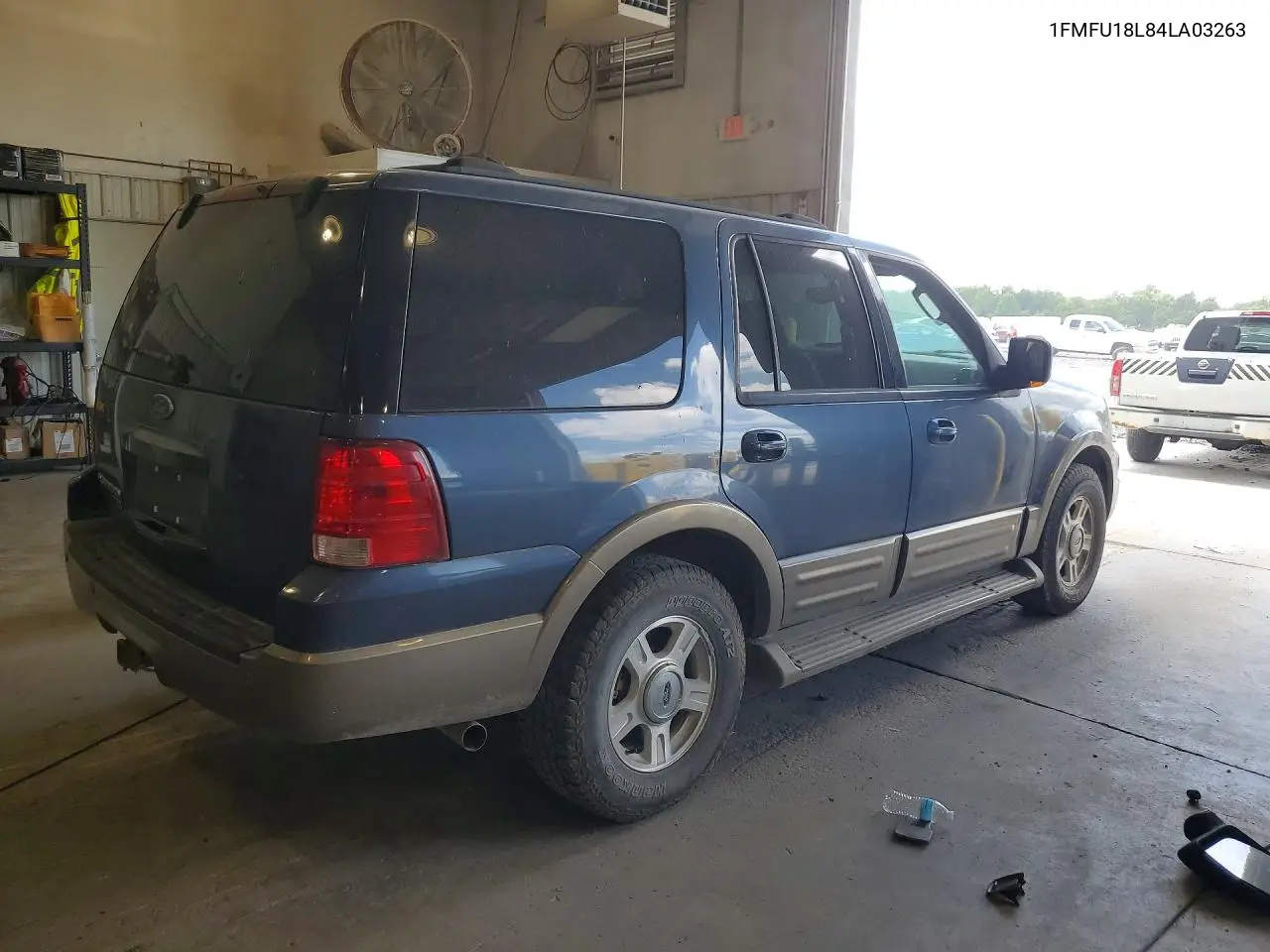 2004 Ford Expedition Eddie Bauer VIN: 1FMFU18L84LA03263 Lot: 61065506