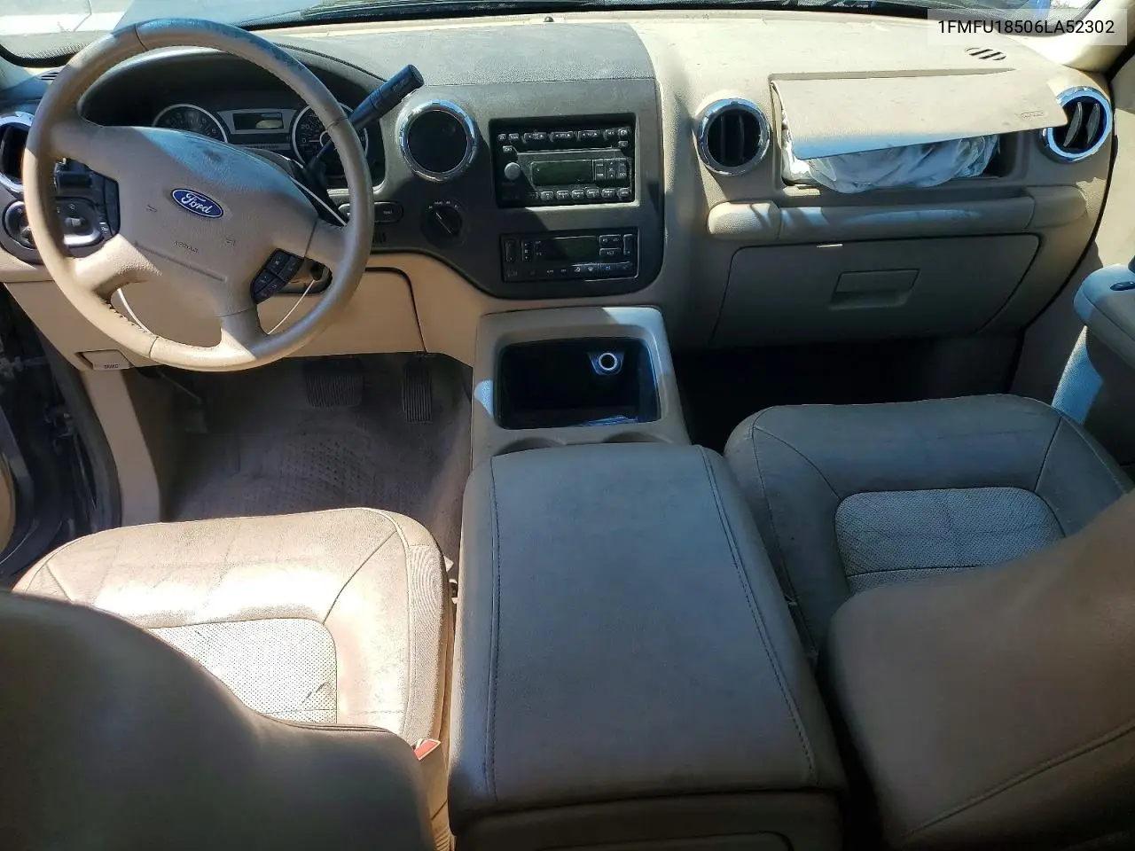 2006 Ford Expedition Eddie Bauer VIN: 1FMFU18506LA52302 Lot: 61628266