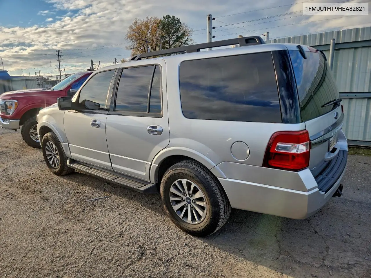 1FMJU1HT9HEA82821 2017 Ford Expedition Xlt